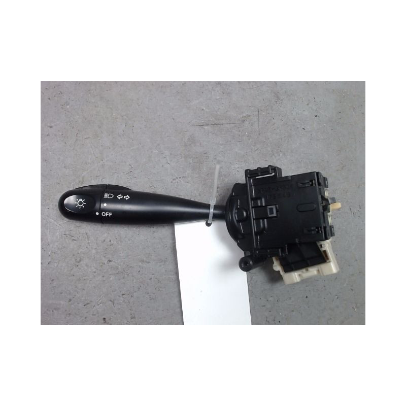 COMMANDE CLIGNOTANT TOYOTA YARIS VERSO -2003