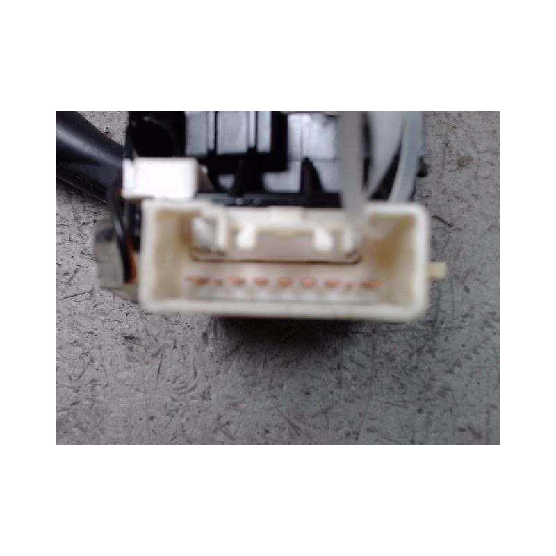 COMMANDE CLIGNOTANT TOYOTA YARIS -2003