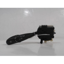 COMMANDE CLIGNOTANT TOYOTA YARIS -2003