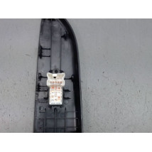 COMMANDE LEVE-GLACE PORTE AVD NISSAN MICRA 2009-