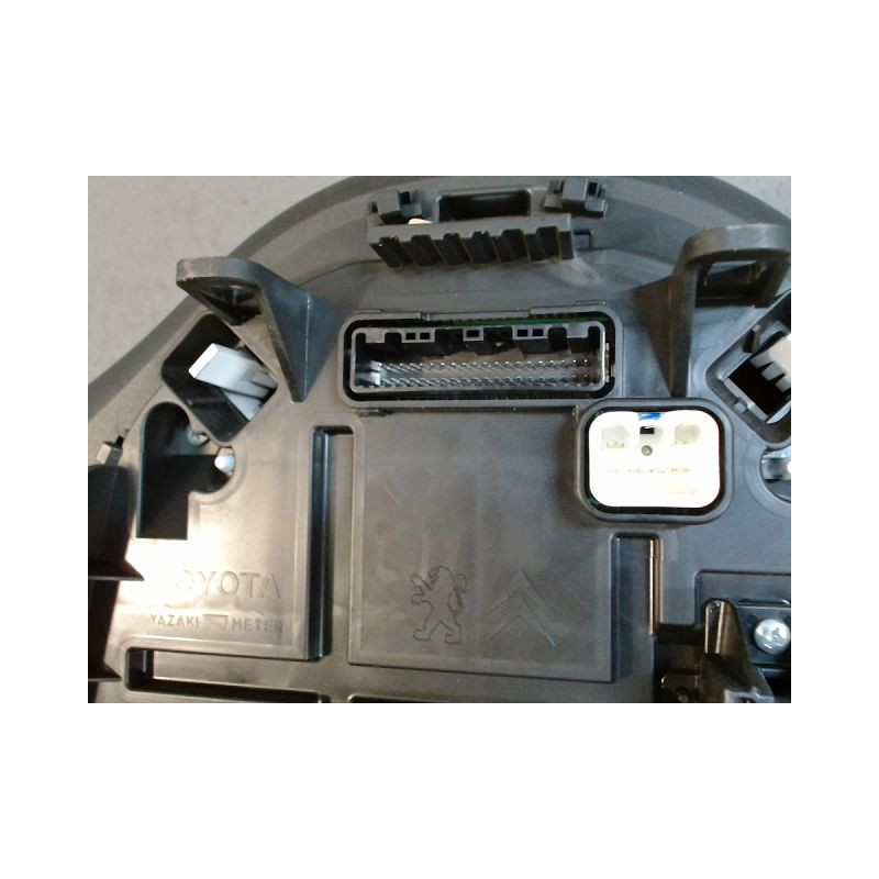 BLOC COMPTEURS PEUGEOT 108