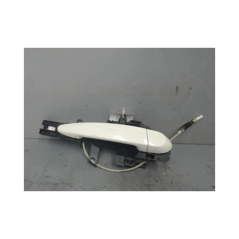 POIGNEE EXTERIEURE PORTE AVANT DROIT B.M.W. SERIE 1