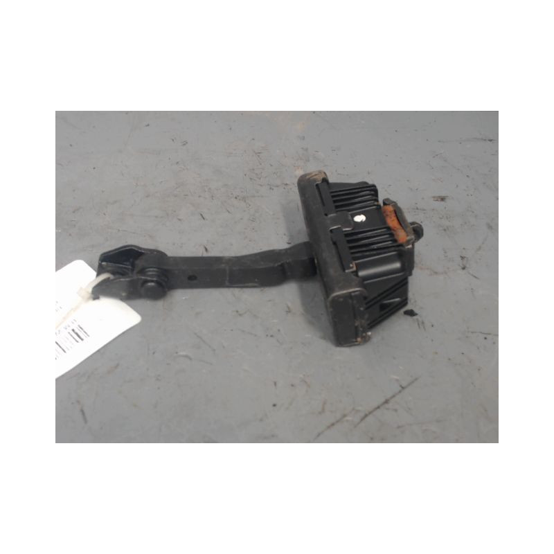 TIRANT PORTE AVANT DROIT B.M.W. SERIE 1