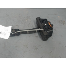 TIRANT PORTE AVANT GAUCHE B.M.W. SERIE 1