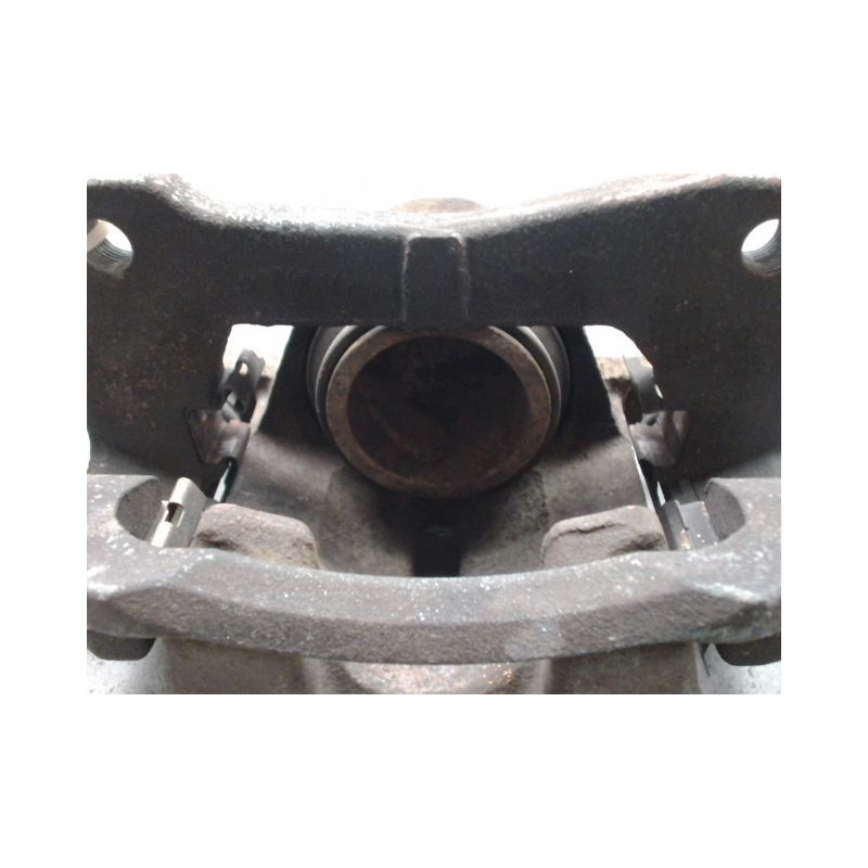 ETRIER DE FREIN AVANT GAUCHE TOYOTA CELICA COUPE 99-