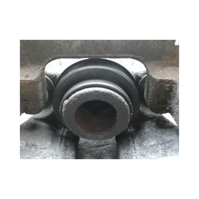 ETRIER DE FREIN ARRIERE DROIT VOLVO S60