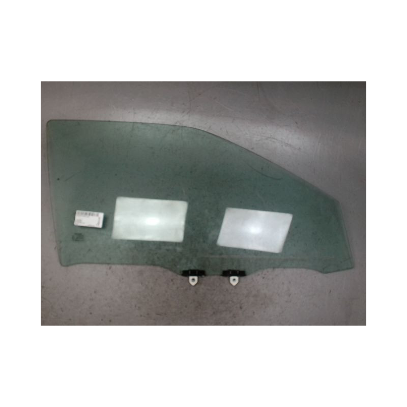 GLACE PORTE AVD TOYOTA YARIS CRO