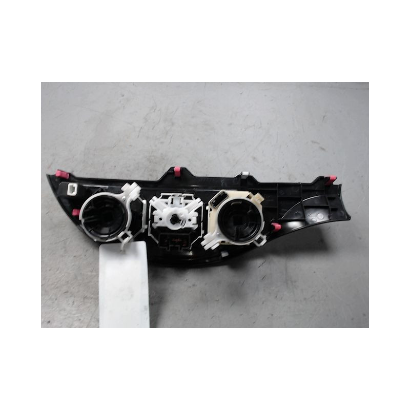 COMMANDE DE CHAUFFAGE TOYOTA YARIS