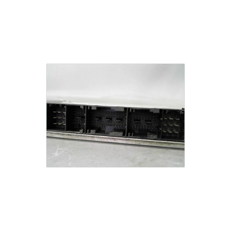 CALCULATEUR MOTEUR MERCEDES VITO COMBI 96-03