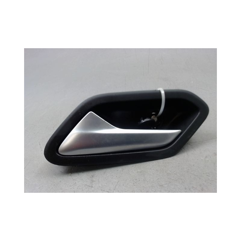 POIGNEE INTERIEURE PORTE ARRIERE GAUCHE DACIA DUSTER 2010-