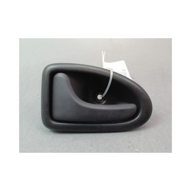 POIGNEE INTERIEURE PORTE ARRIERE GAUCHE RENAULT CLIO CAMPUS II Phase 2 2009-2012