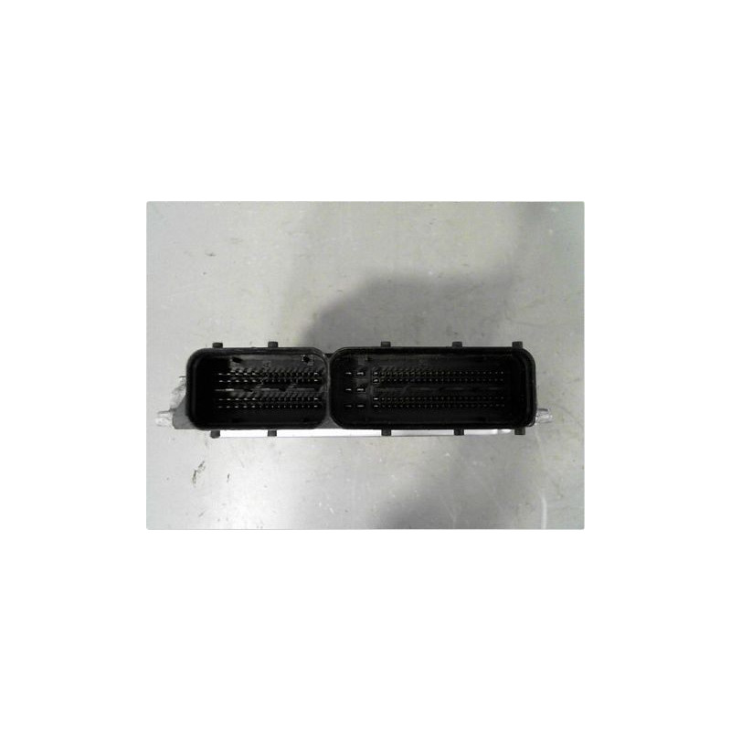CALCULATEUR MOTEUR VOLKSWAGEN TOURAN 03-06