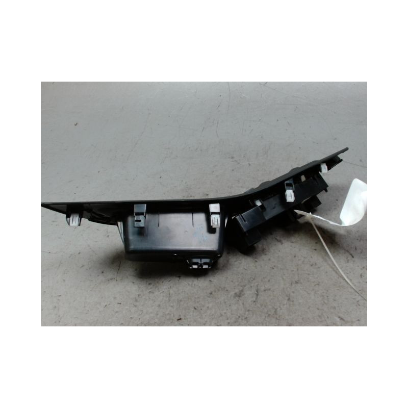 COMMANDE LEVE-GLACE PORTE AVG FORD KA+