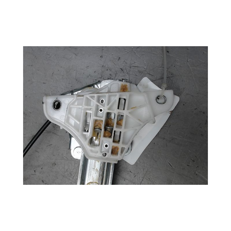 MECANISME+MOTEUR LEVE-GLACE AVANT GAUCHE TOYOTA YARIS CRO
