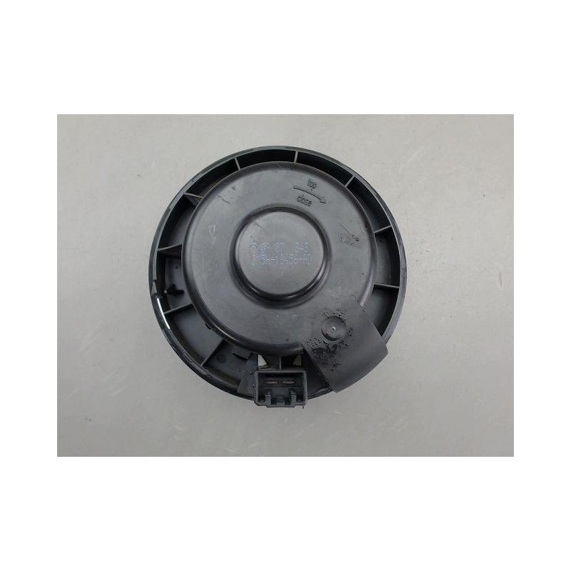 MOTEUR VENTILATEUR CHAUFFAGE FORD FOCUS