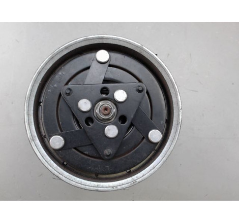 COMPRESSEUR AIR CONDITIONNE