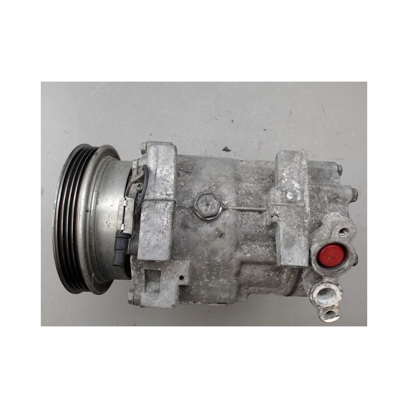 COMPRESSEUR AIR CONDITIONNE DACIA SANDERO