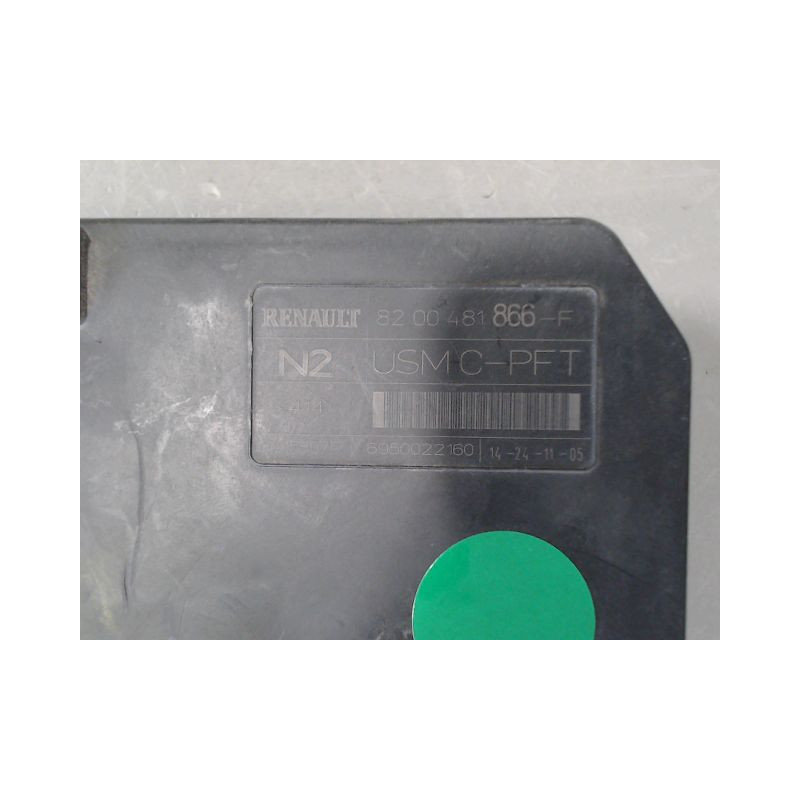 BOITE A FUSIBLES RENAULT MEGANE II PH2 2006-