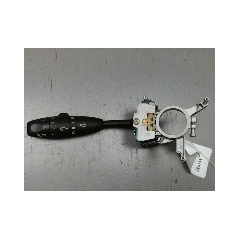 COMMANDE CLIGNOTANT MERCEDES CLASSE B 05-08