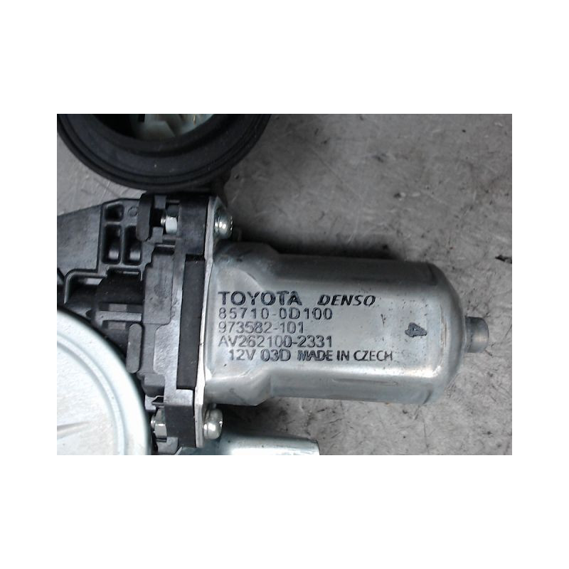 MECANISME+MOTEUR LEVE-GLACE AVANT DROIT TOYOTA YARIS