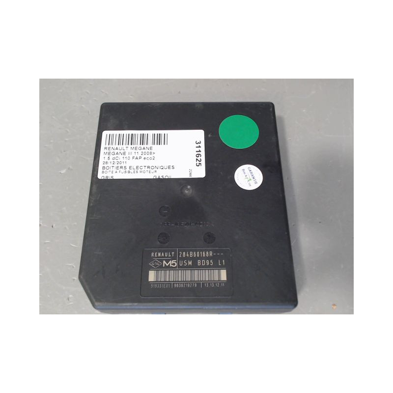 BOITE A FUSIBLES RENAULT MEGANE III 2008-