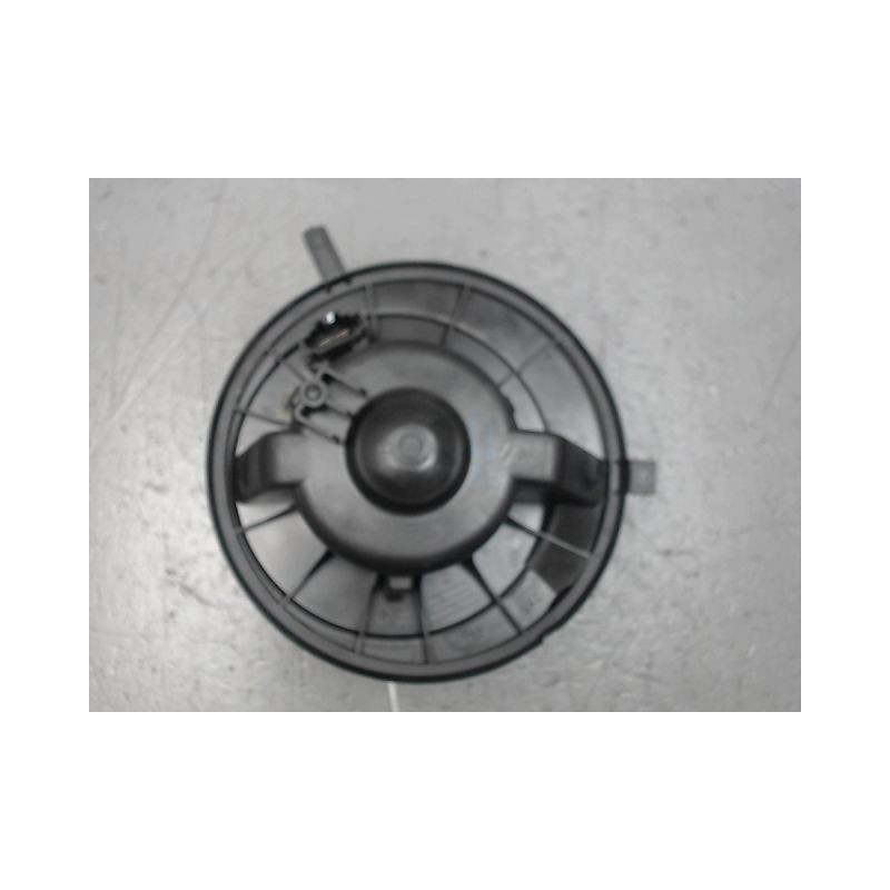 MOTEUR VENTILATEUR CHAUFFAGE VOLKSWAGEN GOLF VI 2008-
