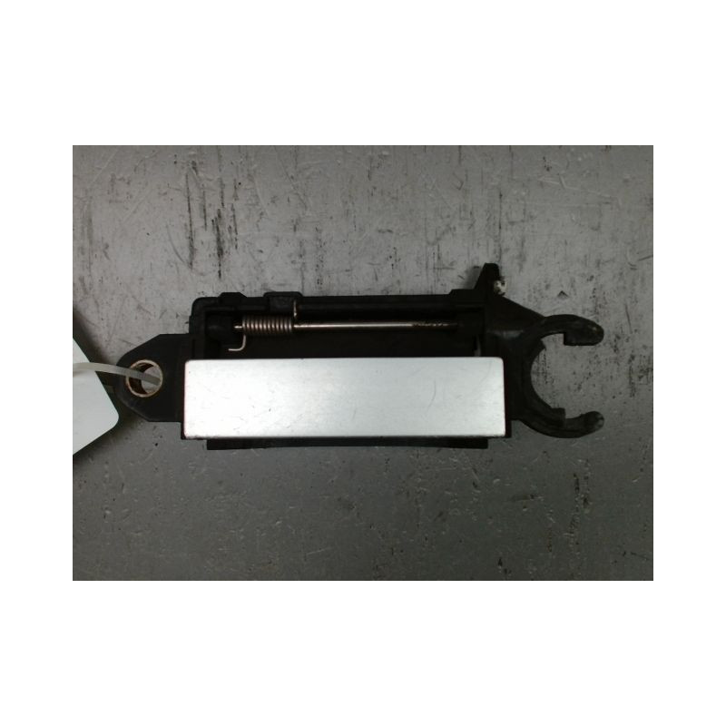 POIGNEE EXTERIEURE PORTE AVANT GAUCHE AUDI A3 -2000