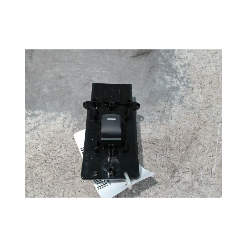 COMMANDE LEVE-GLACE PORTE AVD HONDA JAZZ
