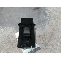 COMMANDE LEVE-GLACE PORTE AVD HONDA JAZZ