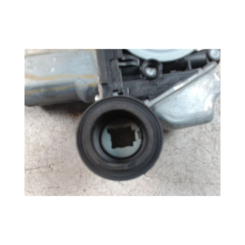 MECANISME+MOTEUR LEVE-GLACE AVANT DROIT LEXUS IS 2006-