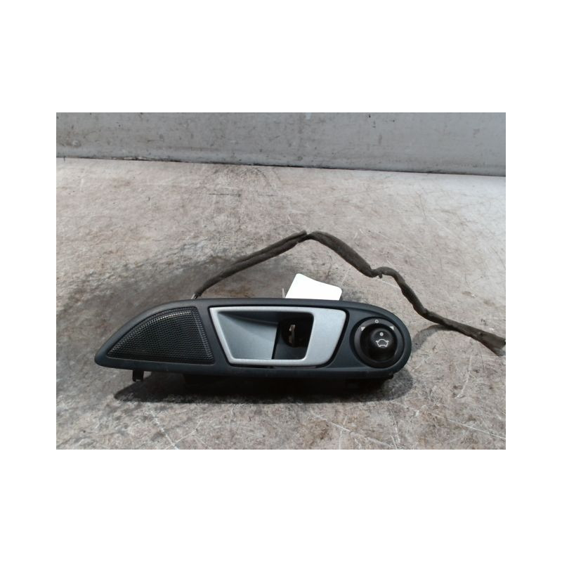 POIGNEE INTERIEURE PORTE AVANT GAUCHE FORD FIESTA 2008-