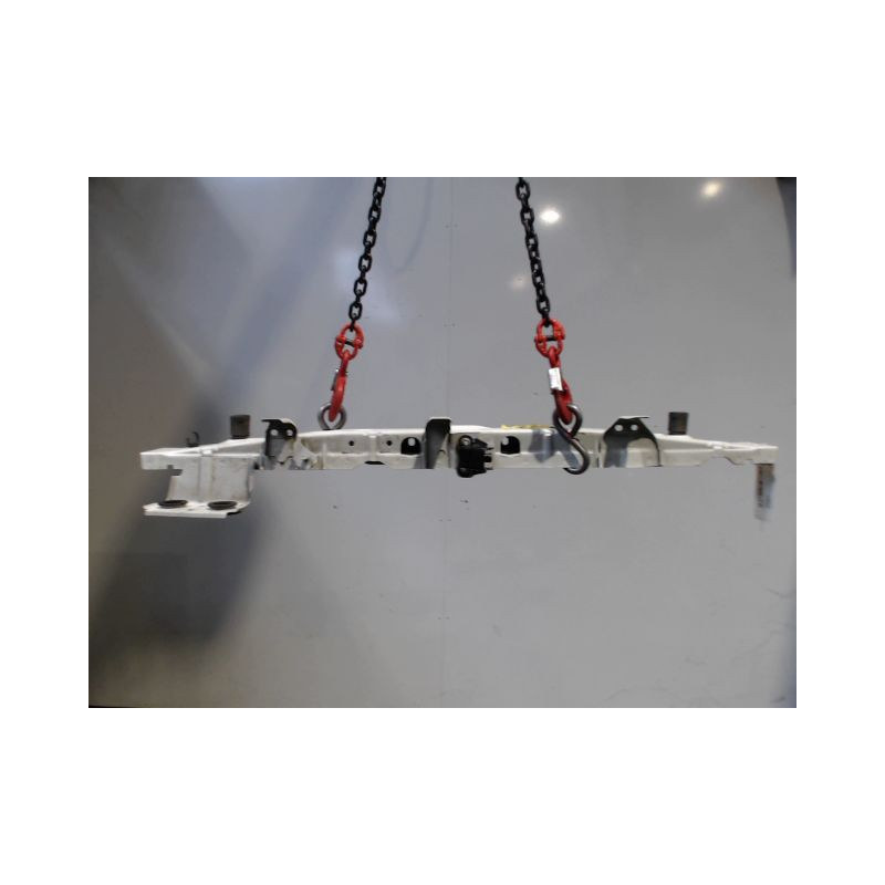 TRAVERSE SUPERIEURE ARMATURE AVANT NISSAN NOTE