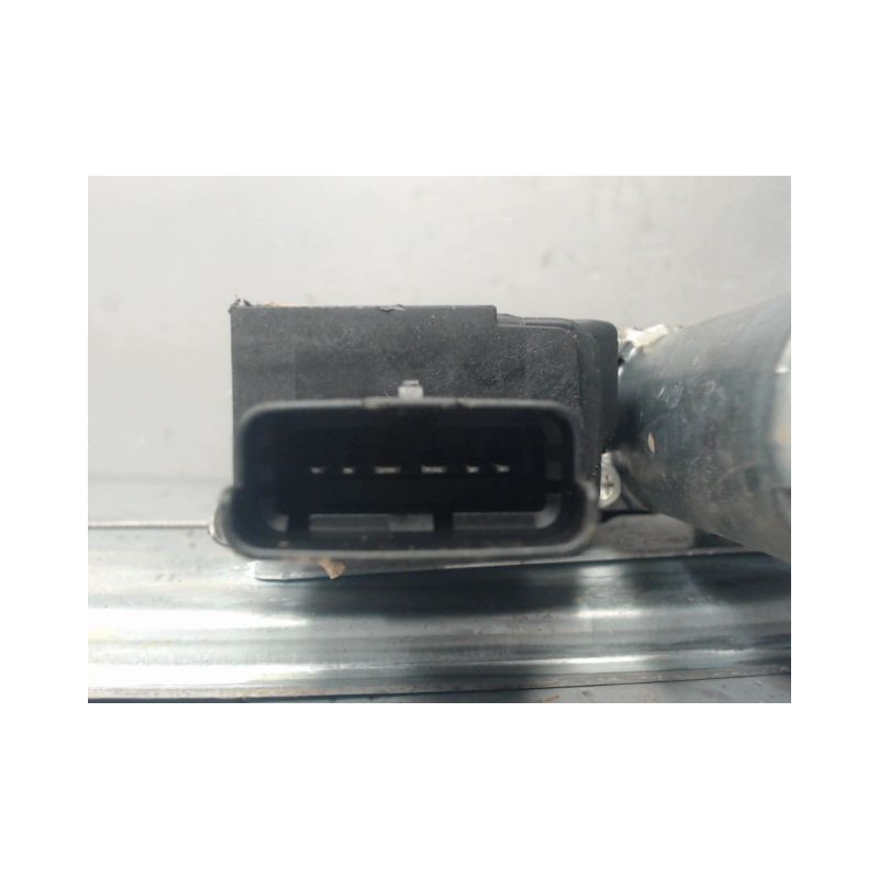 MECANISME+MOTEUR LEVE-GLACE AVANT DROIT PEUGEOT 2008