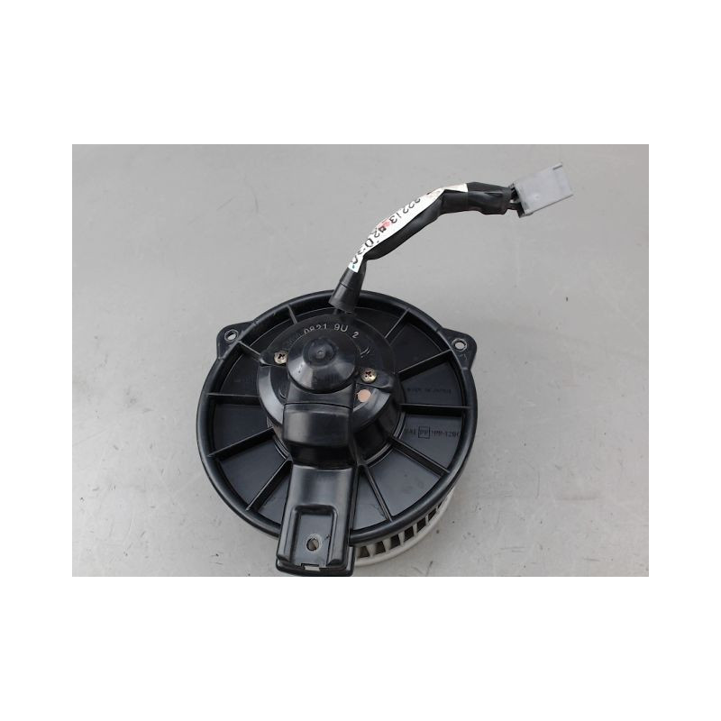 MOTEUR VENTILATEUR CHAUFFAGE TOYOTA RAV4