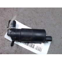 POMPE LAVE-GLACE AVANT LAND ROVER FREELAND.