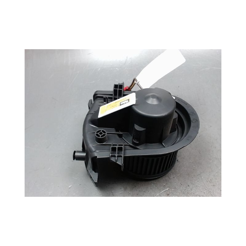 MOTEUR VENTILATEUR CHAUFFAGE VOLKSWAGEN GOLF III 92-97
