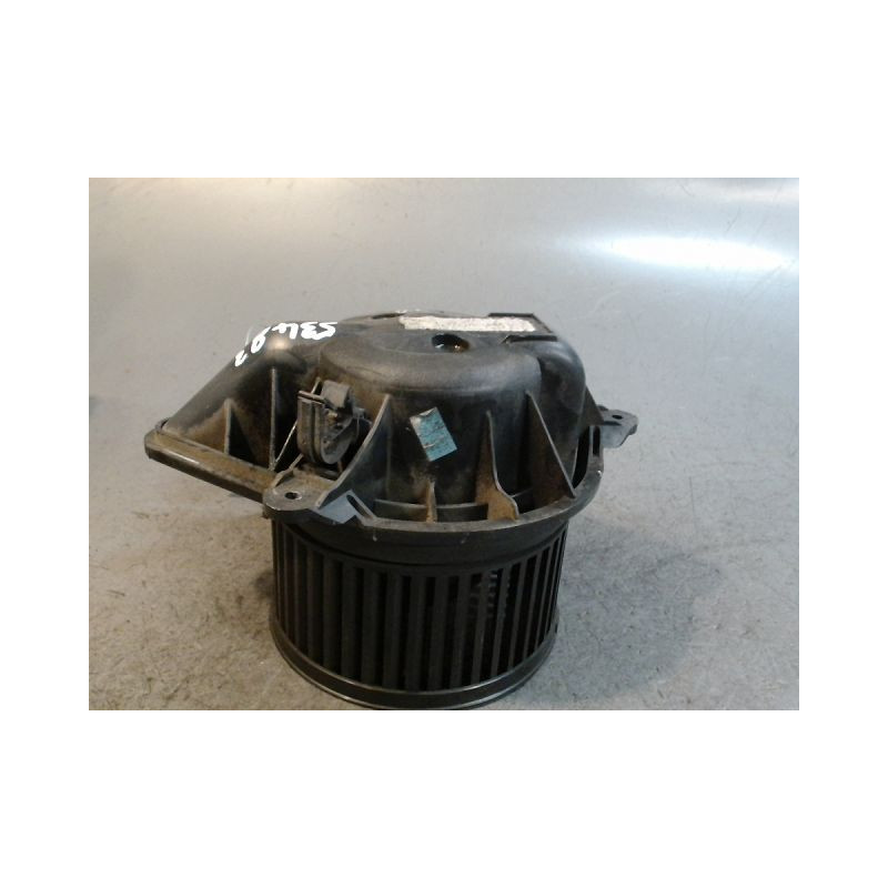 MOTEUR VENTILATEUR CHAUFFAGE RENAULT MEGANE