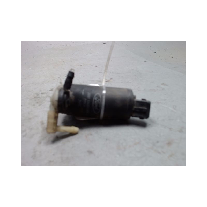 POMPE LAVE-GLACE AVANT FORD FIESTA