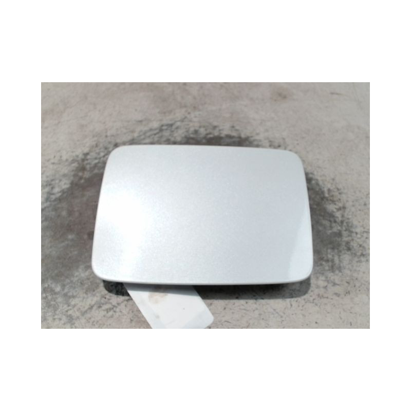 VOLET DE TRAPPE CARBURANT SUZUKI SX4