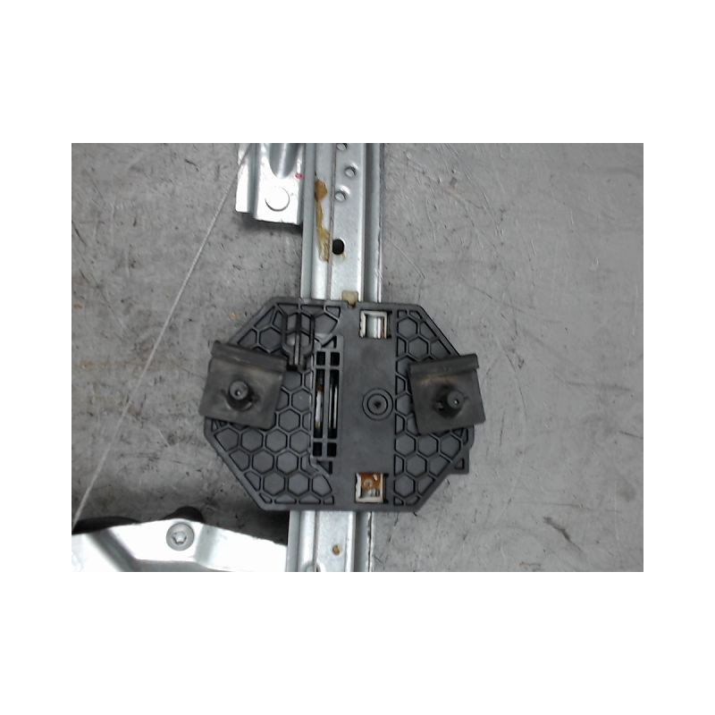MECANISME+MOTEUR LEVE-GLACE AVANT DROIT DACIA SANDERO