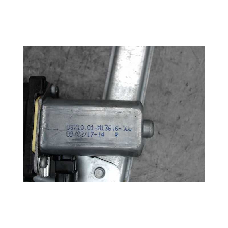 MECANISME+MOTEUR LEVE-GLACE AVANT DROIT DACIA SANDERO