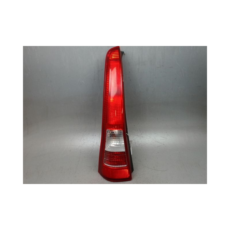 FEU ARRIERE GAUCHE  DAIHATSU CUORE