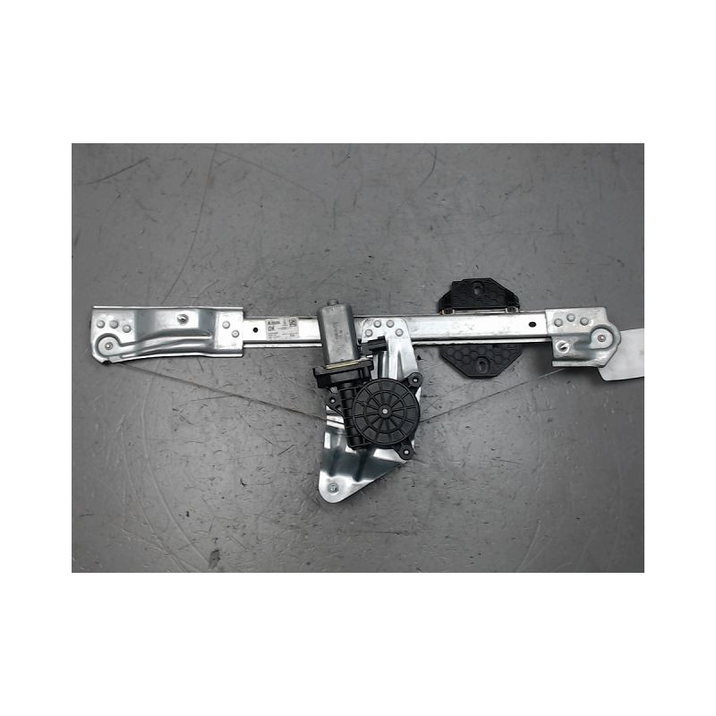 MECANISME+MOTEUR LEVE-GLACE AVANT DROIT DACIA SANDERO