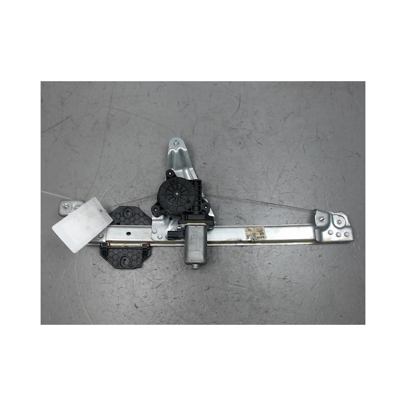 MECANISME+MOTEUR LEVE-GLACE ARRIERE DROIT DACIA SANDERO