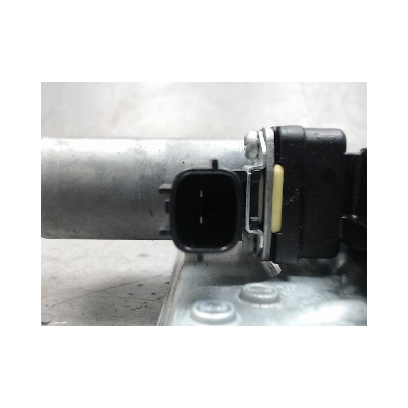 MECANISME+MOTEUR LEVE-GLACE ARRIERE GAUCHE DACIA SANDERO