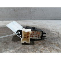 COMMANDE LEVE-GLACE PORTE AVD NISSAN NOTE