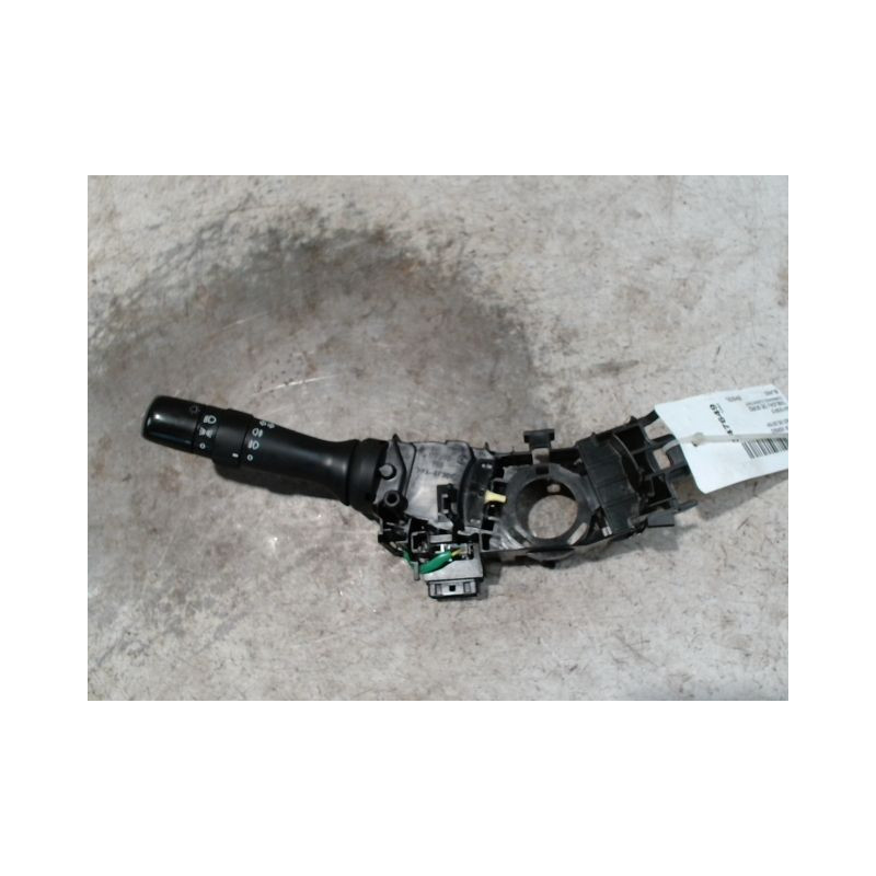 COMMANDE CLIGNOTANT TOYOTA VERSO 2010-