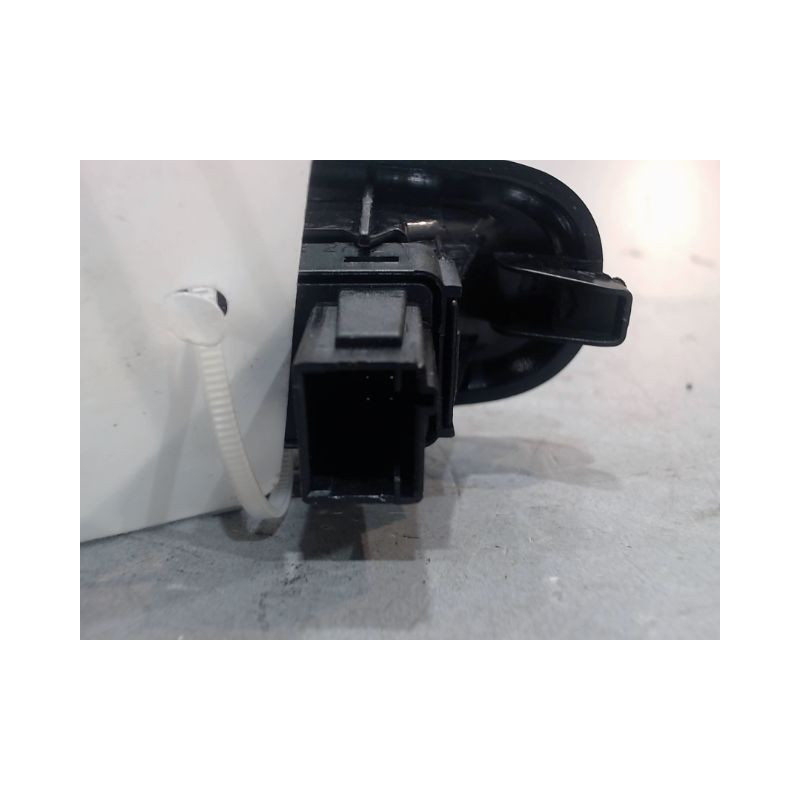 COMMANDE LEVE-GLACE PORTE ARG PEUGEOT 3008