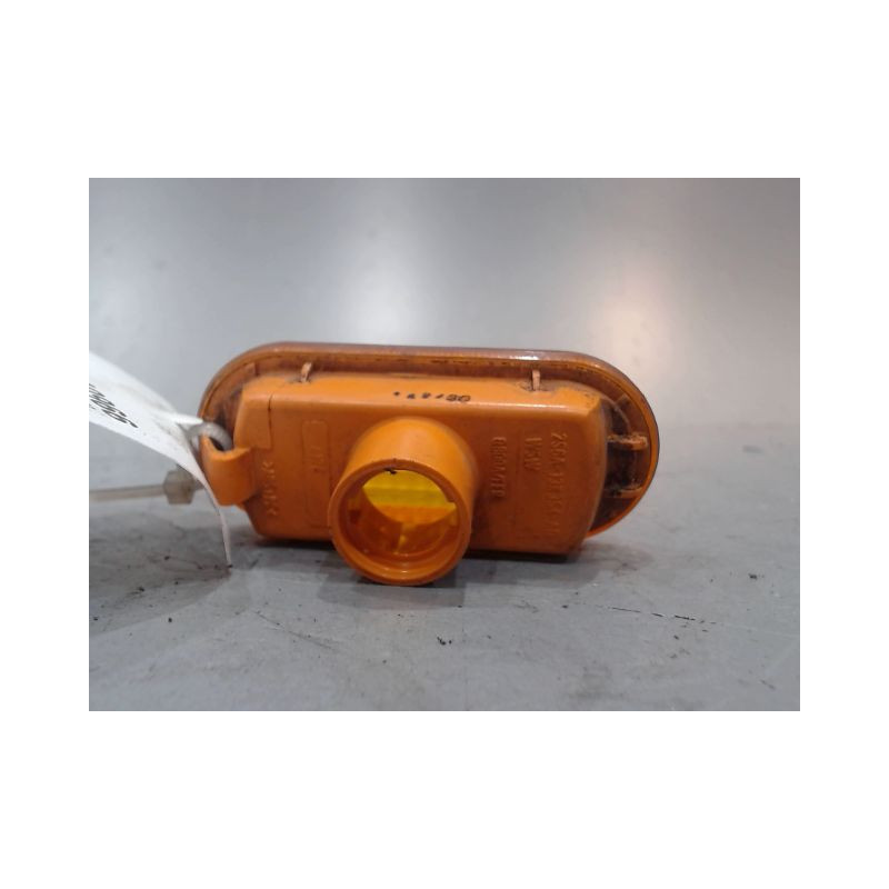 REPETITEUR AILE DROIT FORD FIESTA
