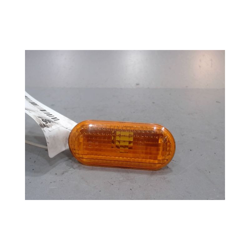 REPETITEUR AILE GAUCHE FORD FIESTA